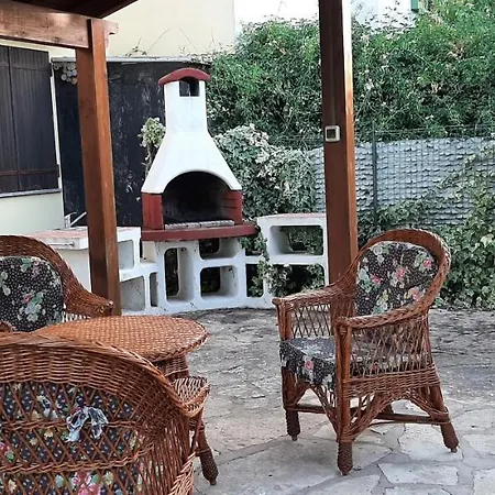Casa Vacanze Con Giardino Vicino Al Mare Capitana