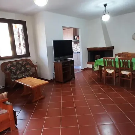 Casa Vacanze Con Giardino Vicino Al Mare